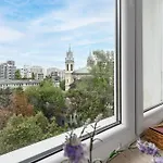 Lumina Near Palace Of Culture Apartment *