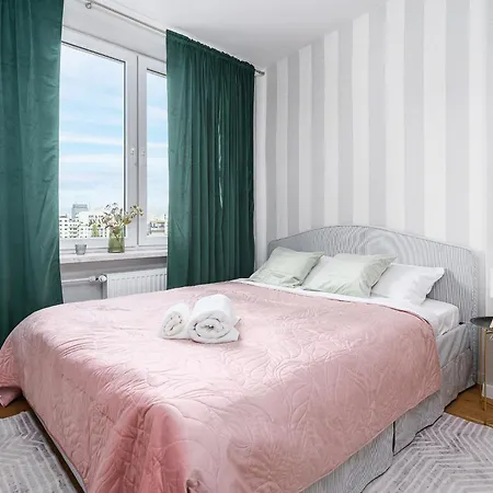 Lumina I 2br For 6 Guests I Balcony I Near Palace Of Culture