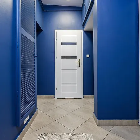 Lumina Near Palace Of Culture شقة *