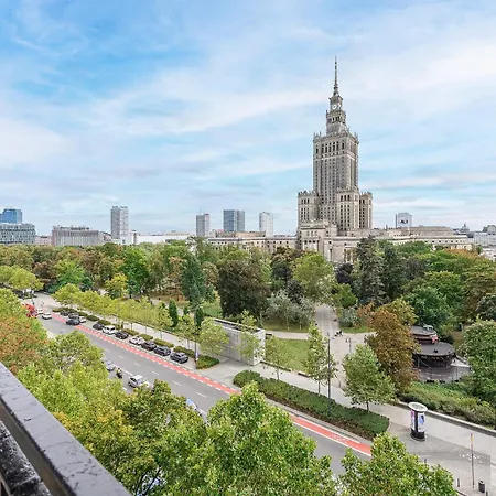 Lumina Near Palace Of Culture * ワルシャワ