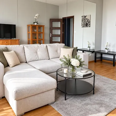 Lumina I 2br For 6 Guests I Balcony I Near Palace Of Culture Varsovia